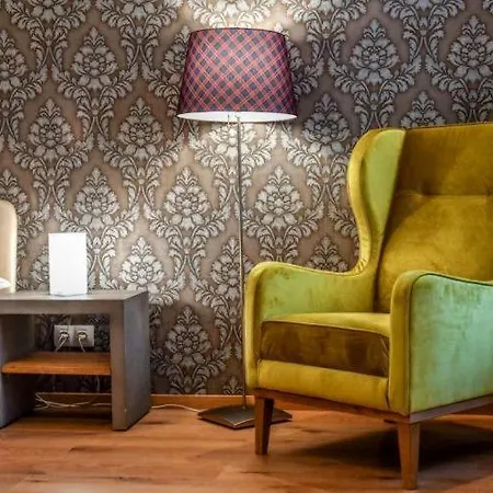 Bright & Renovated Suite, Central Downtown Area Сasa de vacaciones Praga